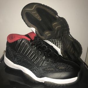 Air Jordan XI 11 LOW 2011 retro